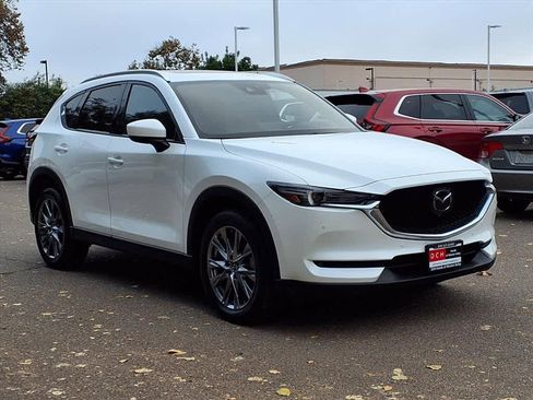 Used 2021 MAZDA CX-5 Signature image 3