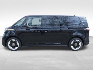 New 2025 Volkswagen ID. Buzz Pro S video 2