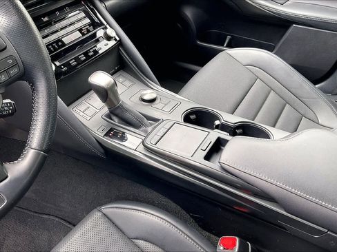 Used 2025 Lexus IS 350 F Sport w/ Navigation Package image 15