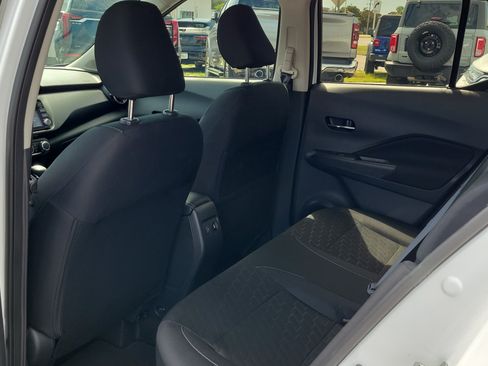 Used 2024 Nissan Kicks SV w/ Exterior Package FWD image 14