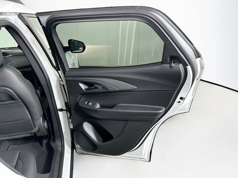 Used 2023 Chevrolet TrailBlazer ACTIV image 27