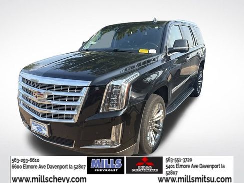 Used 2020 Cadillac Escalade Luxury w/ LPO, Radiant Package AWD/4WD image 1