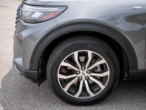 Used 2025 Ford Explorer ST-Line AWD/4WD image 9