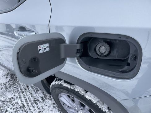 Used 2023 GMC Terrain SLT image 56