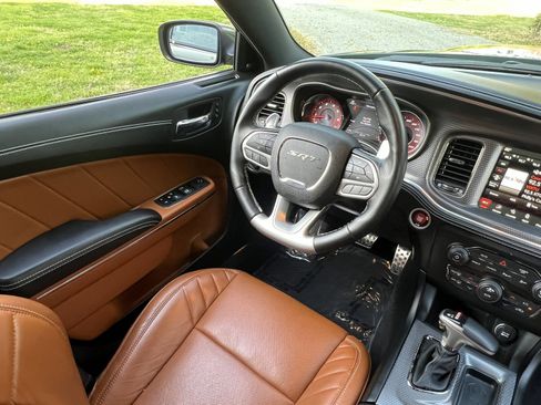 Used 2022 Dodge Charger SRT Hellcat w/ SRT Black Package image 13