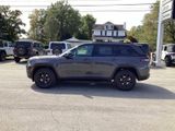 New 2025 Jeep Grand Cherokee Altitude image 4