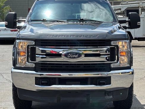 Used 2019 Ford F250 XL w/ STX Appearance Package image 3