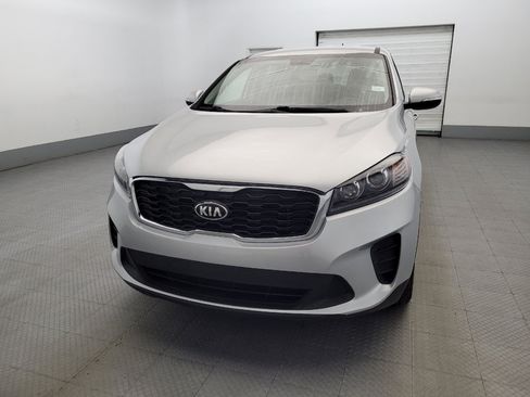 Used 2020 Kia Sorento FWD V6 image 15