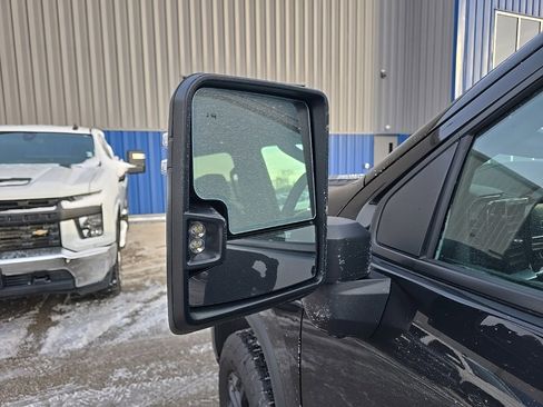 Used 2025 Chevrolet Silverado 2500 LT image 6