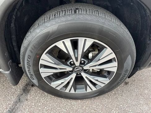Certified 2023 Nissan Rogue SV AWD/4WD image 35