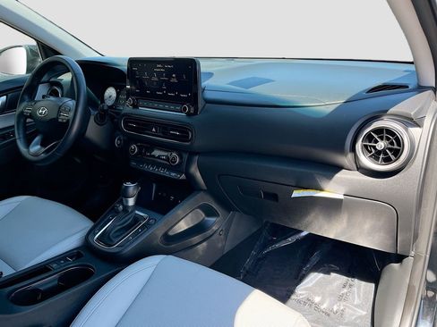 Used 2023 Hyundai Kona Limited AWD/4WD image 30