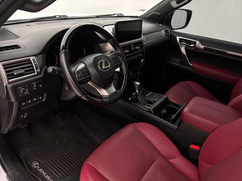 Certified 2023 Lexus GX 460 Premium w/ Premium Package image 17
