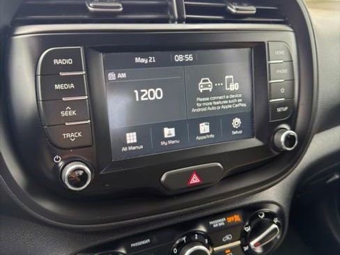 Used 2021 Kia Soul LX FWD image 12