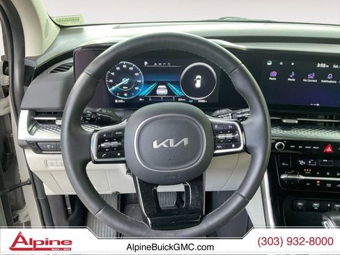 Used 2024 Kia Carnival SX Prestige FWD image 12