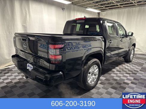 Used 2024 Nissan Frontier SV w/ SV Convenience Package image 8
