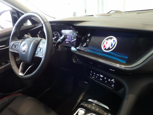 Used 2023 Buick Envision Essence w/ Sport Touring Package AWD/4WD image 27