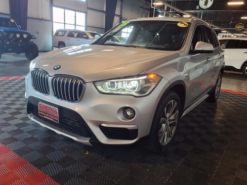 Used 2018 BMW X1 xDrive28i AWD/4WD image 4