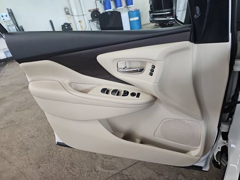Used 2019 Nissan Murano Platinum AWD/4WD image 27