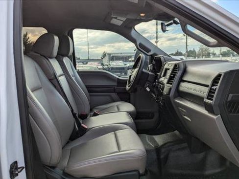 Used 2020 Ford F250 XL w/ Power Equipment Group image 17
