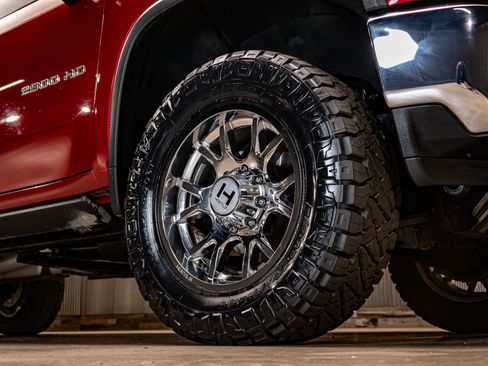 Used 2020 Chevrolet Silverado 2500 LT w/ All Star Edition image 15