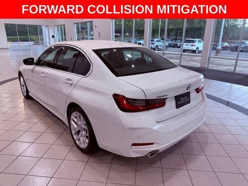 Used 2025 BMW 330i Sedan RWD image 6