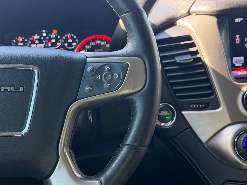 Used 2016 GMC Yukon Denali w/ Open Road Package AWD/4WD image 12