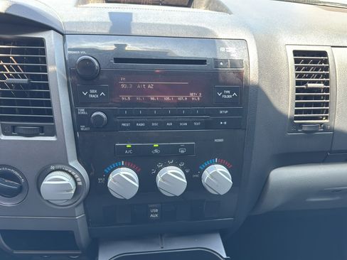 Used 2012 Toyota Tundra 4x4 CrewMax w/ Tow Pkg image 24
