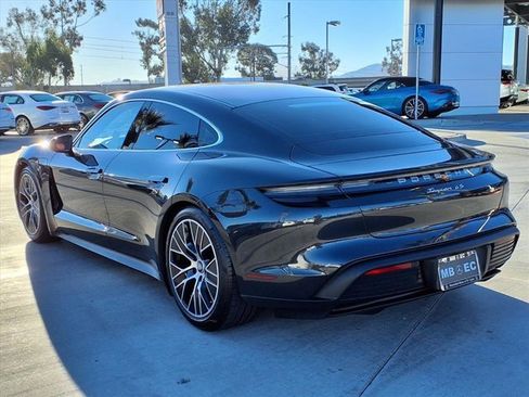 Used 2020 Porsche Taycan 4S image 21