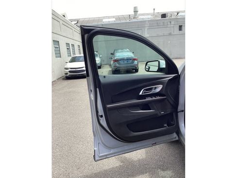 Used 2015 Chevrolet Equinox LT w/ Power Convenience Package AWD/4WD image 17