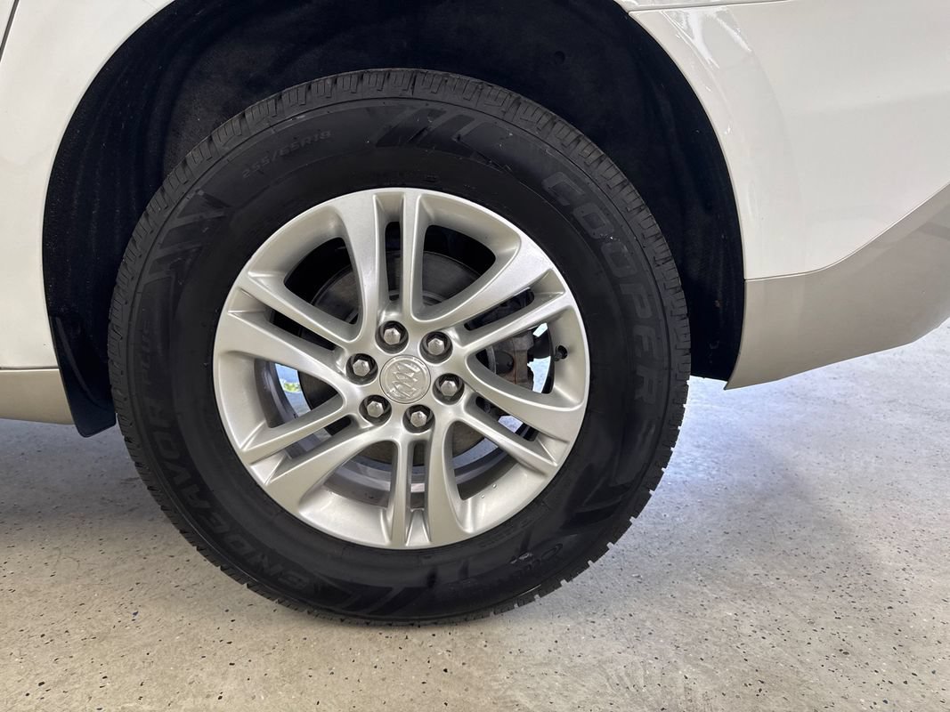 Used 2021 Buick Enclave Essence AWD/4WD image 12