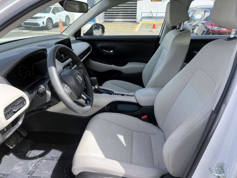 Certified 2023 Honda HR-V LX image 13