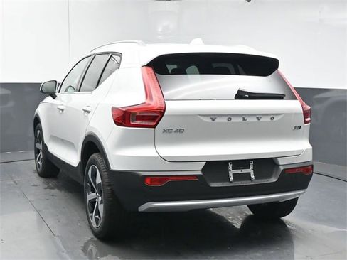 New 2025 Volvo XC40 B5 Plus w/ Protection Package Premier image 6