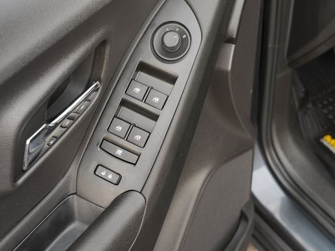 Used 2016 Chevrolet Trax LS FWD image 16