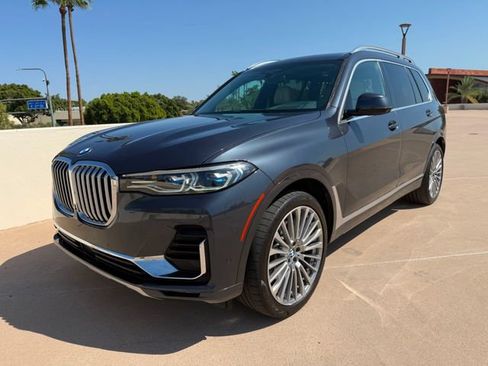 Used 2019 BMW X7 xDrive50i w/ Executive Package AWD/4WD image 4