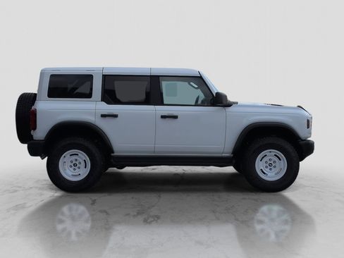 New 2026 Ford Bronco Heritage Edition image 8