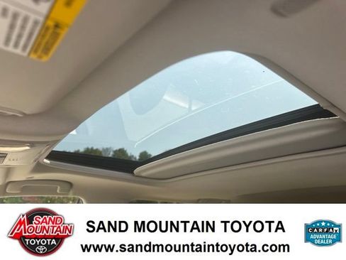 Used 2023 Toyota RAV4 XLE Premium FWD image 15