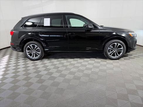 Certified 2026 Audi Q7 2.0T Premium w/ Convenience Plus Package AWD/4WD image 8