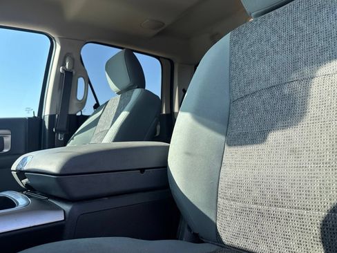 Used 2017 RAM 1500 Lone Star AWD/4WD image 38
