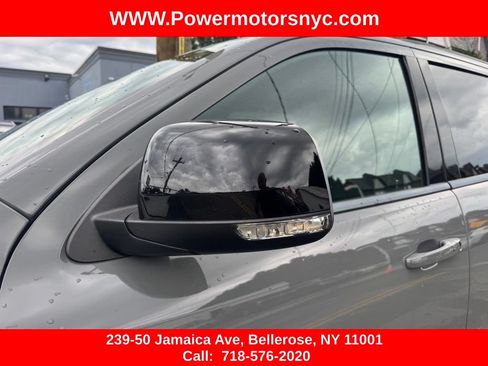 Used 2023 Dodge Durango R/T AWD/4WD image 12