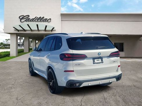 Used 2024 BMW X5 sDrive40i w/ M Sport Package RWD image 3