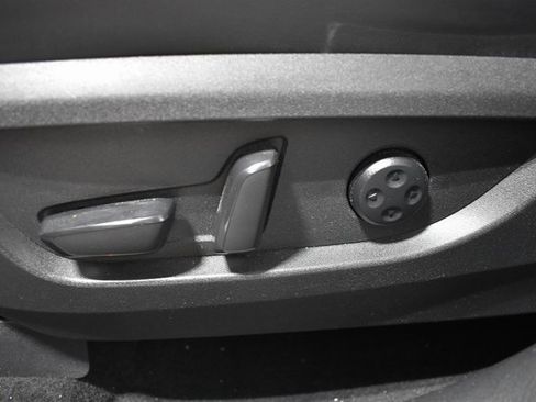 Used 2022 INFINITI QX50 Luxe image 18