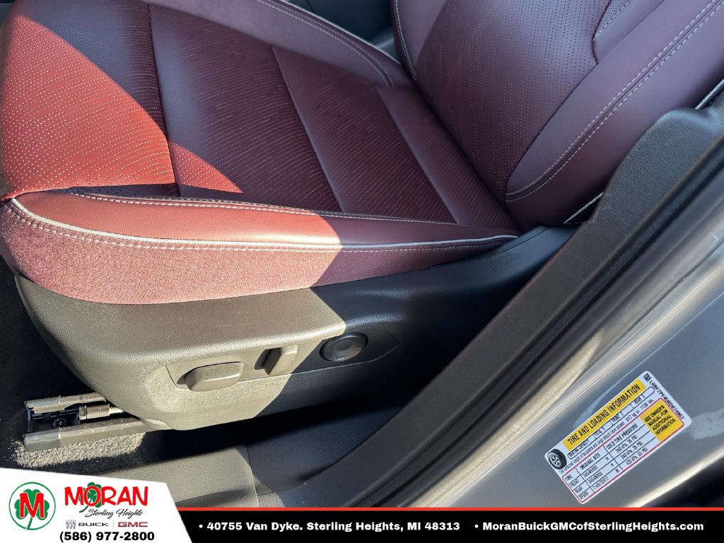 Certified 2024 Buick Envision Sport Touring AWD/4WD image 19