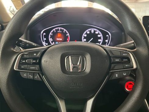 Used 2019 Honda Accord LX image 25