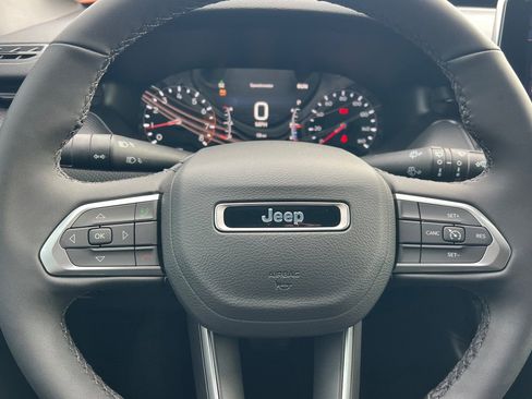 New 2026 Jeep Compass Latitude AWD/4WD image 19