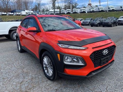 Used 2019 Hyundai Kona SEL image 2
