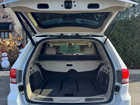 Used 2013 Jeep Grand Cherokee Overland image 13