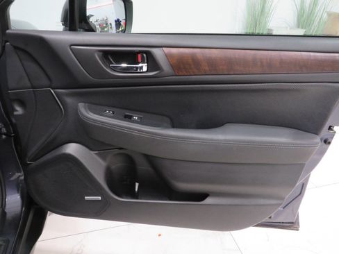 Used 2015 Subaru Outback 2.5i Limited image 27
