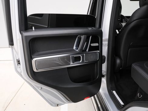 Used 2020 Mercedes-Benz G 550 w/ Seat Comfort Package image 31