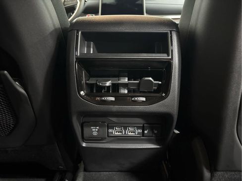 New 2025 Jeep Grand Cherokee Limited AWD/4WD image 11