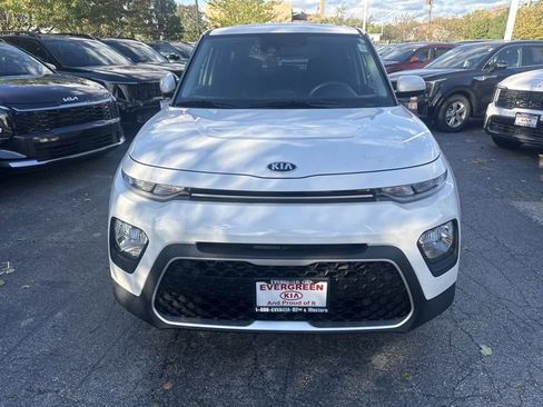 Used 2021 Kia Soul S image 2